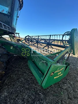 COLHEITADEIRA JOHN DEERE 1450 ANO 2003