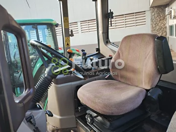 TRATOR JOHN DEERE 6110J ANO 2016