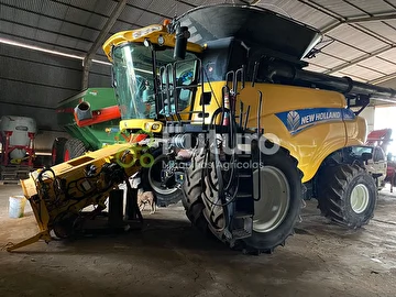 COLHEITADEIRA NEW HOLLAND CR 8090 ANO 2015