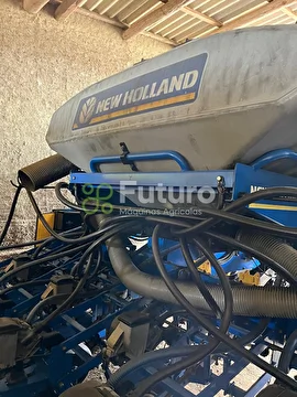 PLANTADEIRA NEW HOLLAND PL 6011 ANO 2014