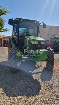 TRATOR JOHN DEERE 5070E ANO 2022