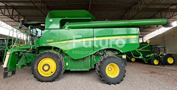 COLHEITADEIRA JOHN DEERE S660 ANO 2014