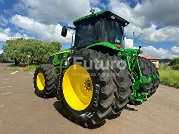 TRATOR JOHN DEERE 7230M ANO 2024