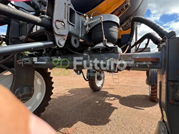 PULVERIZADOR VALTRA BS 3020H ANO 2012