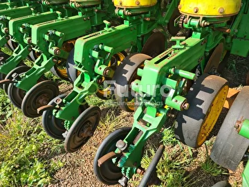PLANTADEIRA JOHN DEERE 1111 ANO 2007