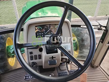 TRATOR JOHN DEERE 6110J ANO 2016