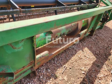 COLHEITADEIRA JOHN DEERE 1550 ANO 2004