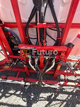 PULVERIZADOR KUHN PORTER 800 LTS ANO 2023