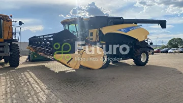 COLHEITADEIRA NEW HOLLAND CR 9060 ANO 2011