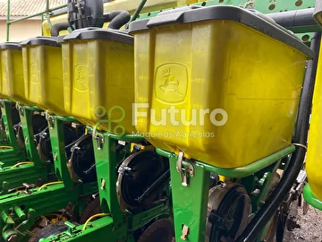 PLANTADEIRA JOHN DEERE 1111 ANO 2014