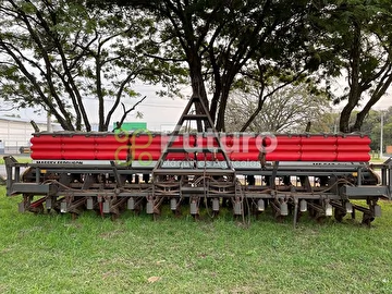 PLANTADEIRA MASSEY FERGUSON 517 M45 ANO 2014