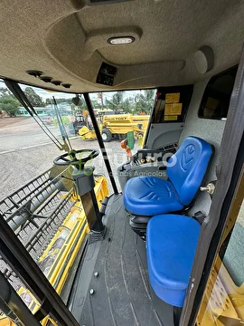 COLHEITADEIRA NEW HOLLAND 5070 ANO 2016