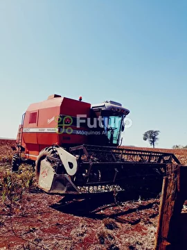 COLHEITADEIRA MASSEY FERGUSON 5650 ANO 2002