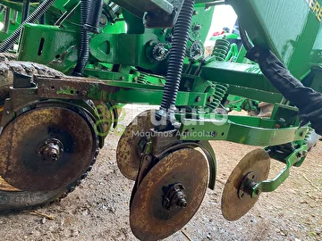 PLANTADEIRA JOHN DEERE 1111 ANO 2014