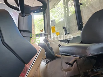 TRATOR VALTRA BH 180 ANO 2013