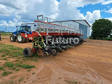 PLANTADEIRA JUMIL 8090PD ANO 2013