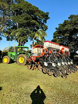 PLANTADEIRA JUMIL 3090 PD ANO 2015