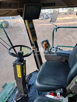 COLHEITADEIRA JOHN DEERE STS 9770 ANO 2014