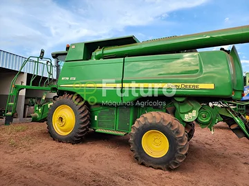 COLHEITADEIRA JOHN DEERE 9770 ANO 2013