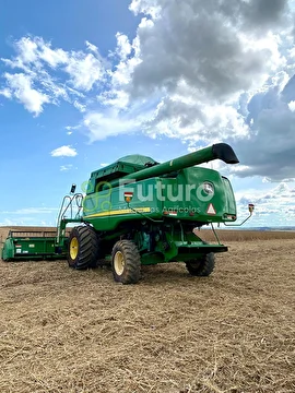 COLHEITADEIRA JOHN DEERE STS 9570 ANO 2010