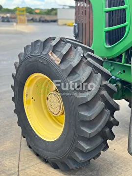 TRATOR JOHN DEERE 6180J ANO 2012