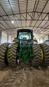 TRATOR JOHN DEERE 6210M ANO 2022
