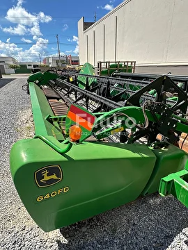 COLHEITADEIRA JOHN DEERE S680 ANO 2013