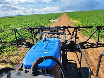 PULVERIZADOR NEW HOLLAND SP 2500 ANO 2017