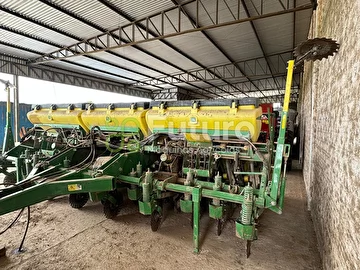 PLANTADEIRA JOHN DEERE 1113 ANO 2008