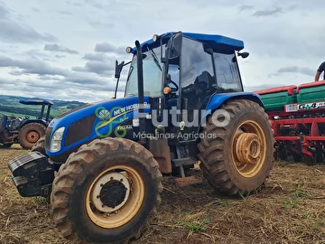 TRATOR NEW HOLLAND TL 95E ANO 2013