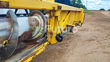 PLATAFORMAS NEW HOLLAND 30 PÉS ANO 2011