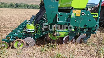 PLANTADEIRA KF 9050 ANO 2022