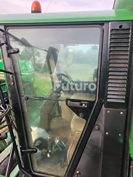COLHEITADEIRA JD 1550 C/ PLAT 22 PÉS