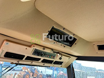 COLHEITADEIRA JOHN DEERE 1185 ANO 2001