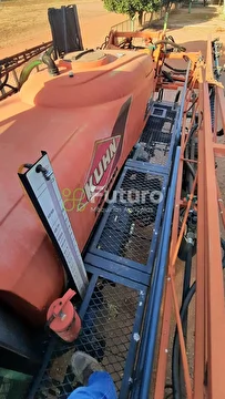 PULVERIZADOR KUHN STRONGER 3000 ANO 2016
