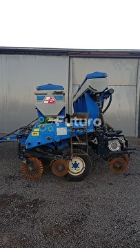PLANTADEIRA NEW HOLLAND PL 6013 ANO 2016