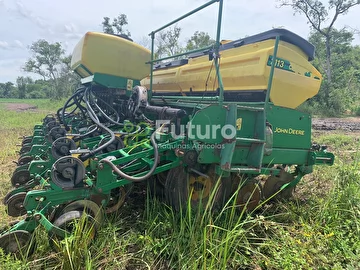 PLANTADEIRA JOHN DEERE 2113 ANO 2008