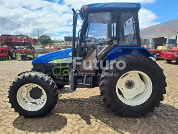 TRATOR NEW HOLLAND TL 75E ANO 2013