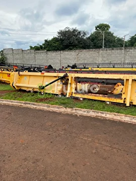 COLHEITADEIRA NEW HOLLAND CR 9060 ANO 2012