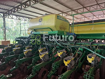 PLANTADEIRA JOHN DEERE 2126 CCS ANO 2018
