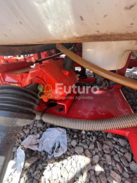 PULVERIZADOR KUHN PORTER 800 LTS ANO 2023