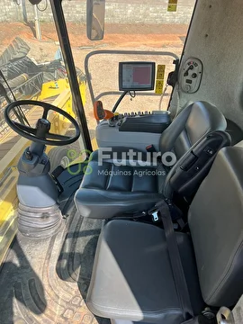 COLHEITADEIRA NEW HOLLAND CR 8090 ANO 2016
