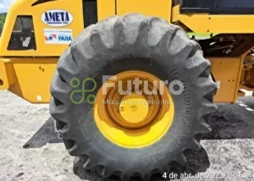 ROLO COMPACTADOR CATERPILLAR