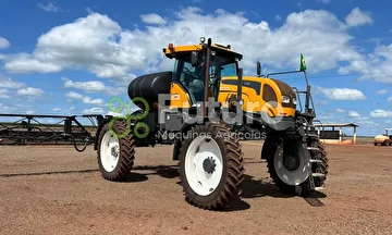 PULVERIZADOR VALTRA BS 3020H ANO 2012