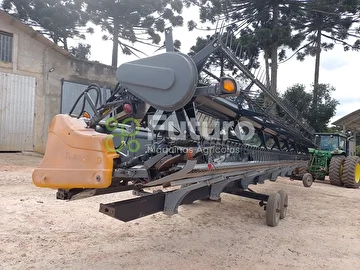 COLHEITADEIRA VALTRA BC 8800 ANO 2015
