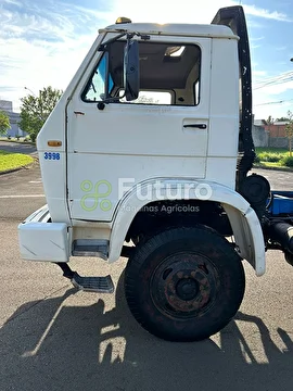 CAMINHÃO VOLKSWAGEN 12.140 ANO 1995
