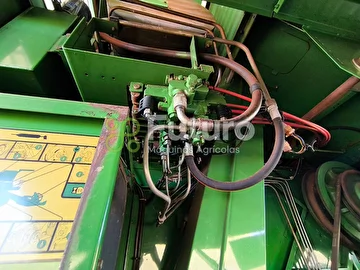 COLHEITADEIRA JOHN DEERE 1175 ANO 2004
