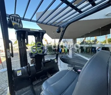 EMPILHADEIRA YALE 090VX ANO 2018