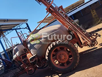 PULVERIZADOR JACTO ADVANCE 3000 ANO 2013