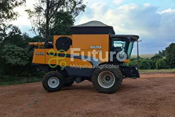 COLHEITADEIRA VALTRA BC 6500 ANO 2014